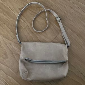 Emnet crossbody bag